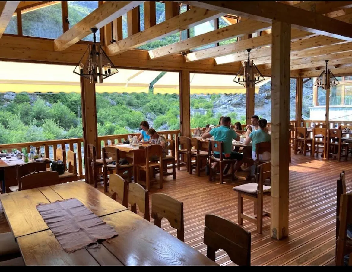 Te Cemi - Restorant - Hotel Tamare Albania
